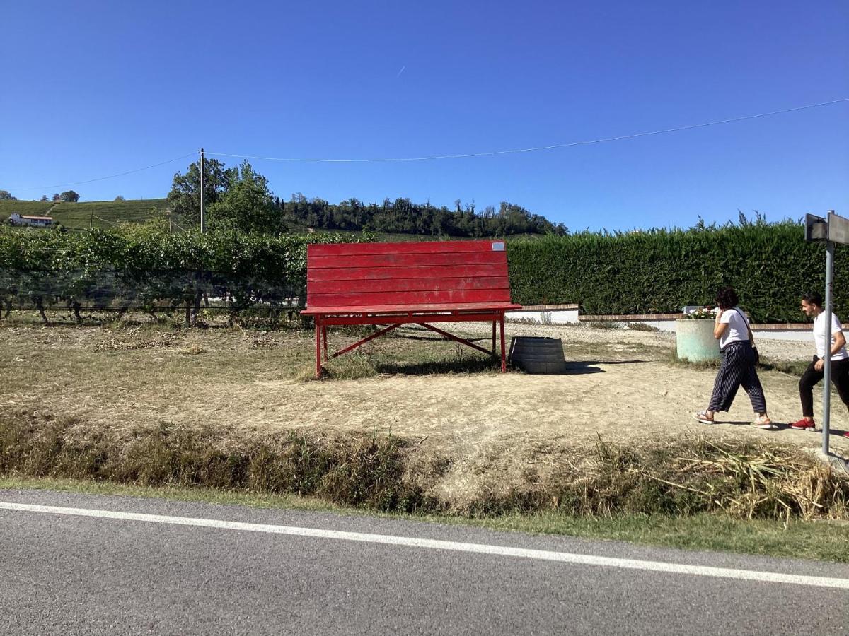 Holiday House Antica Dimora Soggiorni In Langa Centro Storico La Morra Zewnętrze zdjęcie
