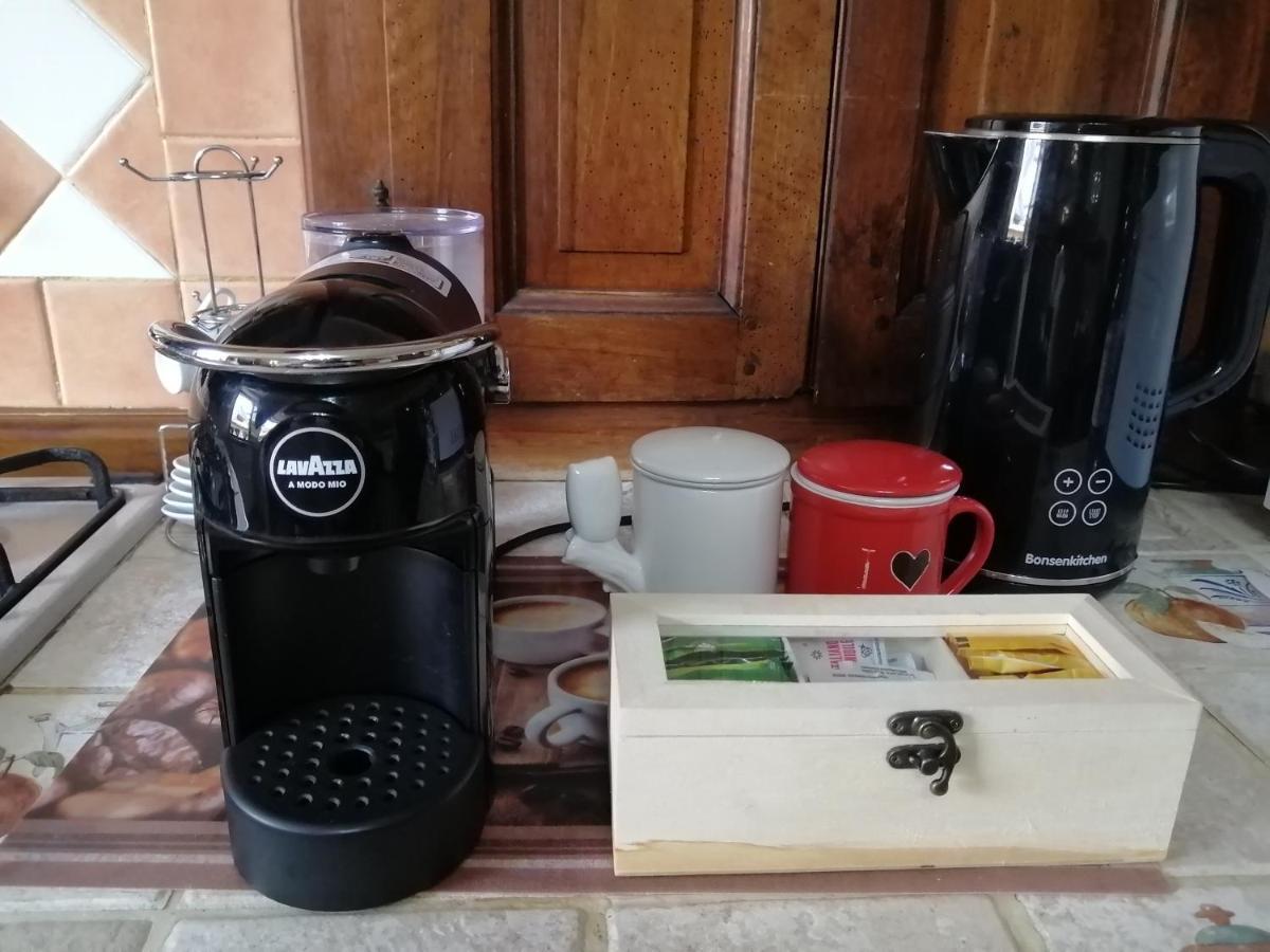Holiday House Antica Dimora Soggiorni In Langa Centro Storico La Morra Zewnętrze zdjęcie